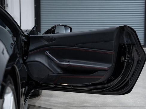 Used 2018 Ferrari 488 Spider RWD image 37