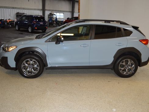 Used 2021 Subaru Crosstrek 2.5i Sport w/ Moonroof Package image 6