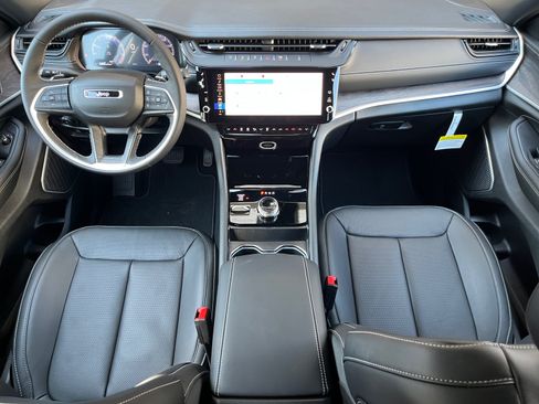 New 2026 Jeep Grand Cherokee L Limited AWD/4WD image 21