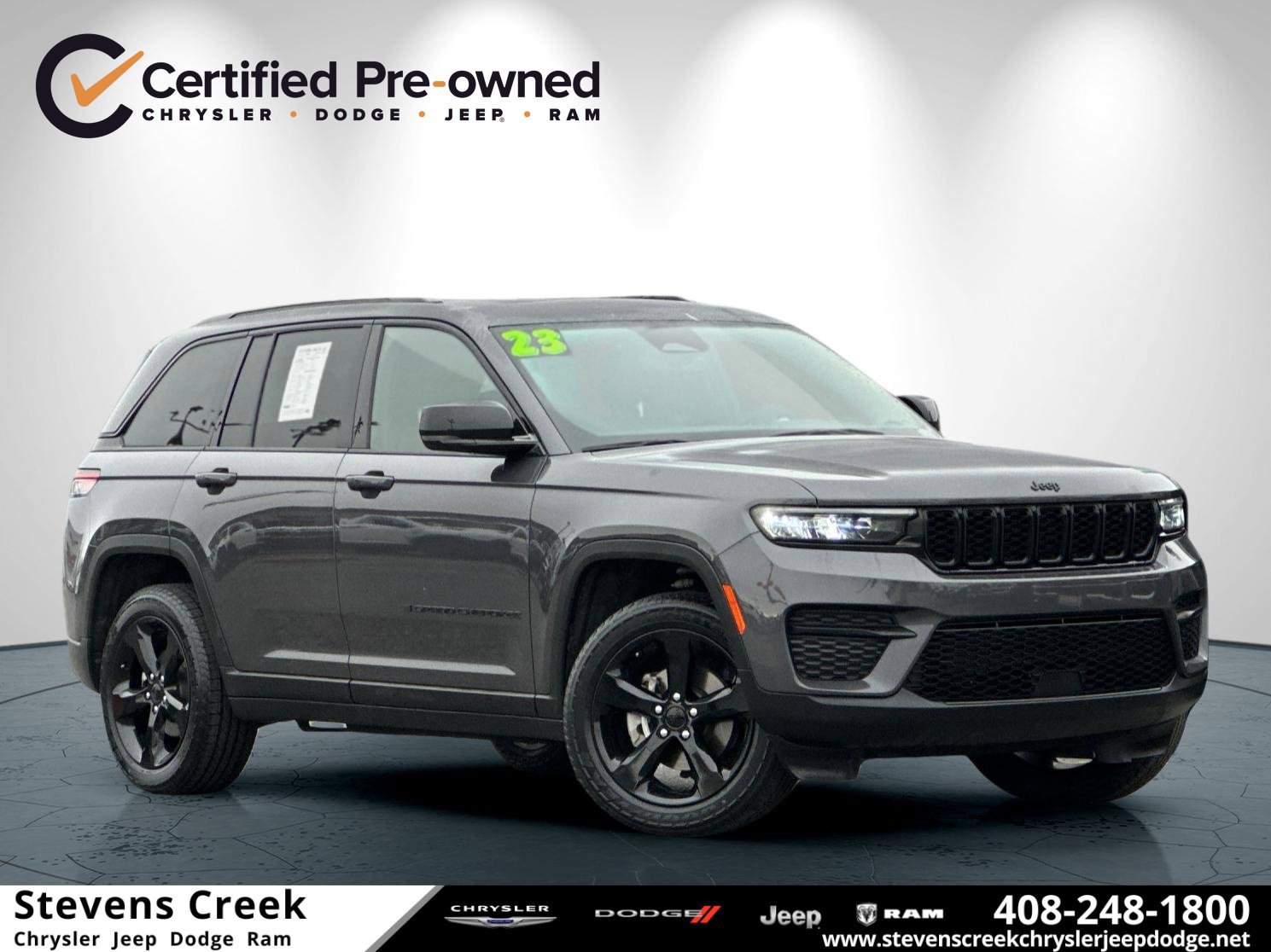 Used 2023 Jeep Grand Cherokee Altitude AWD/4WD image 1