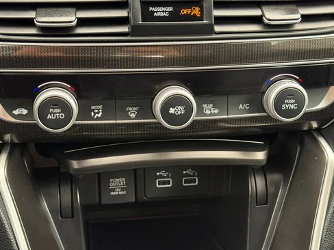 Certified 2022 Honda Accord Sport Special Edition image 18