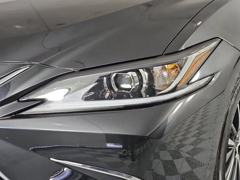 Used 2025 Lexus ES 350 w/ Premium Package FWD image 30