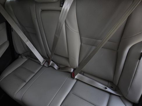 Used 2023 Nissan Rogue SV w/ SV Premium B Package FWD image 14