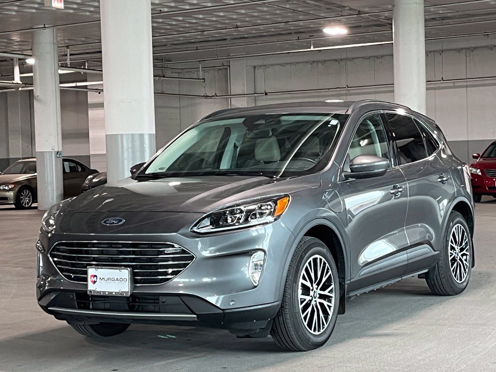 Used 2022 Ford Escape Titanium FWD image 4