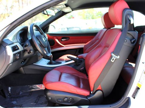 Used 2008 BMW 328i Convertible image 20