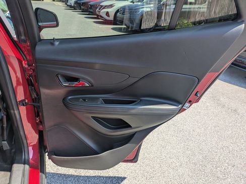 Used 2019 Buick Encore Preferred FWD image 33