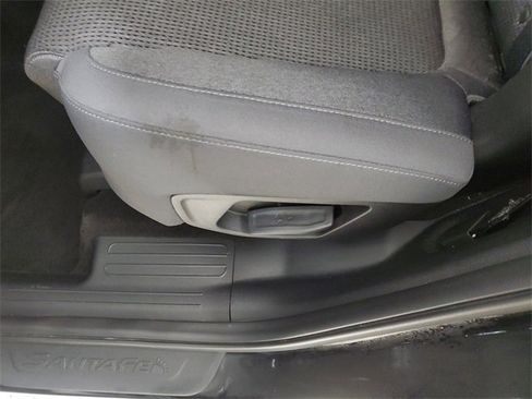 Used 2022 Hyundai Santa Fe SE image 13