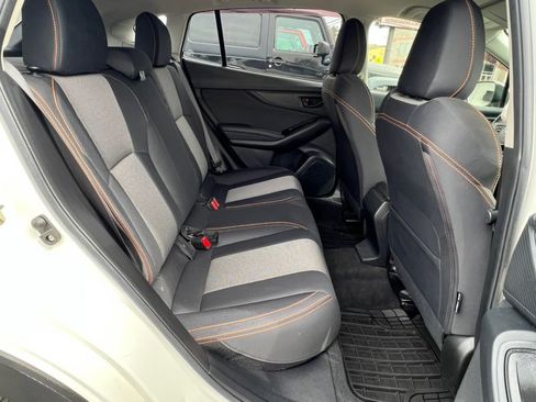 Used 2018 Subaru Crosstrek 2.0i Premium AWD/4WD image 11