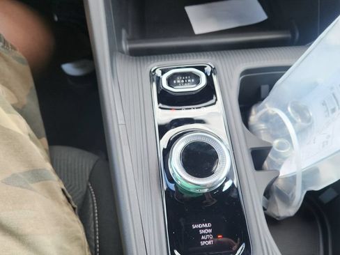 New 2026 Jeep Cherokee Laredo AWD/4WD image 18