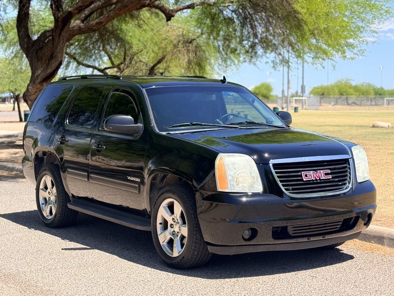 Used 2009 GMC Yukon SLE w/ Convenience Package RWD image 7