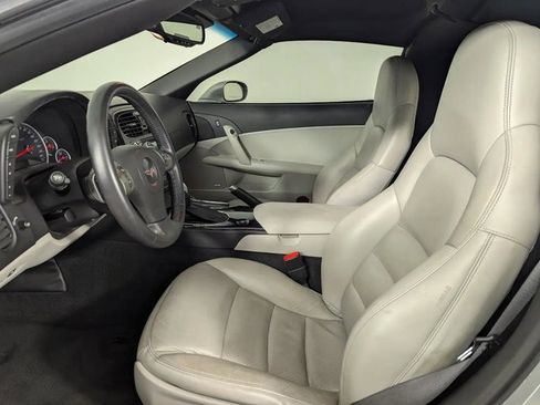 Used 2010 Chevrolet Corvette Grand Sport w/ Preferred Equipment Group image 15