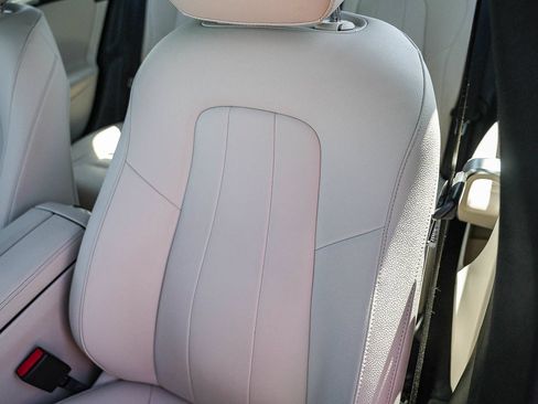 Certified 2026 Mercedes-Benz CLA 250 image 25