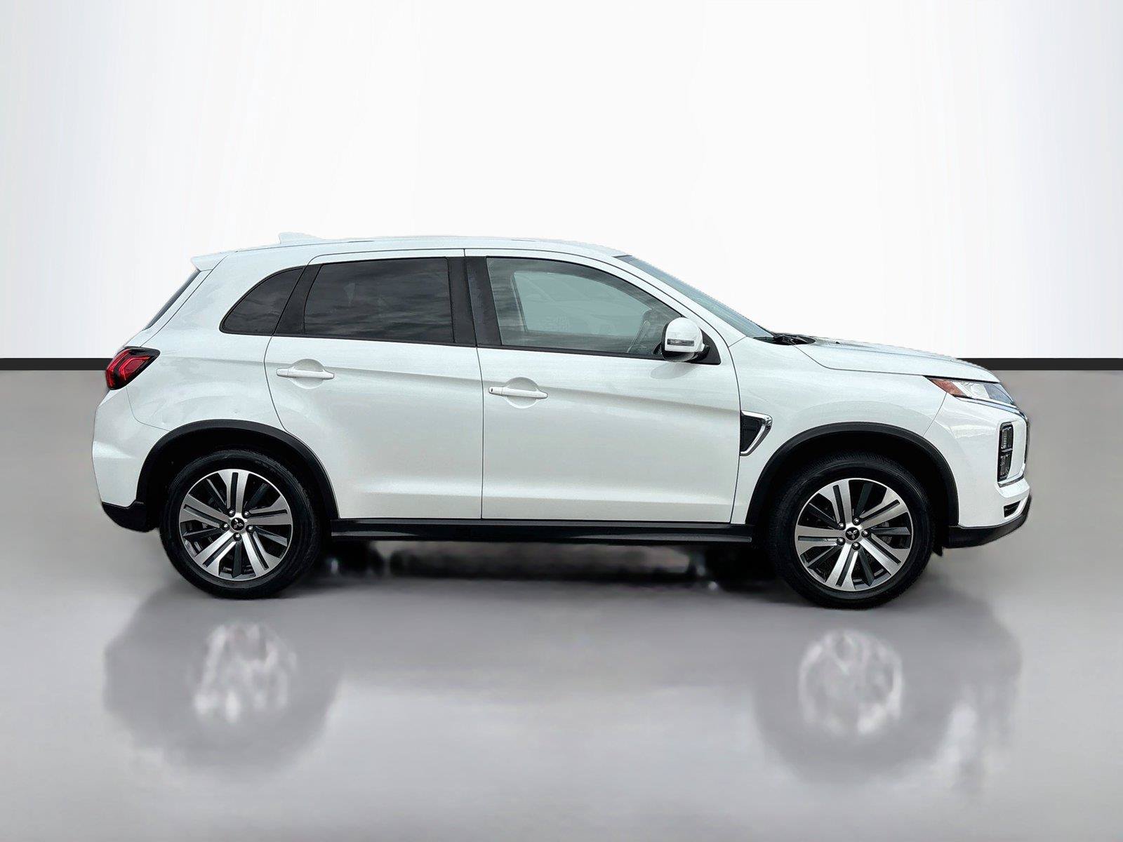 Used 2021 Mitsubishi Outlander Sport SE AWD/4WD image 8
