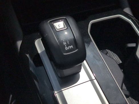 Used 2025 Mitsubishi Outlander SE FWD image 20