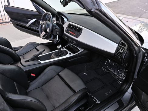Used 2006 BMW Z4 3.0si RWD image 20