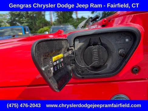 Certified 2025 Jeep Wrangler Unlimited Sahara w/ Safety Group AWD/4WD image 49