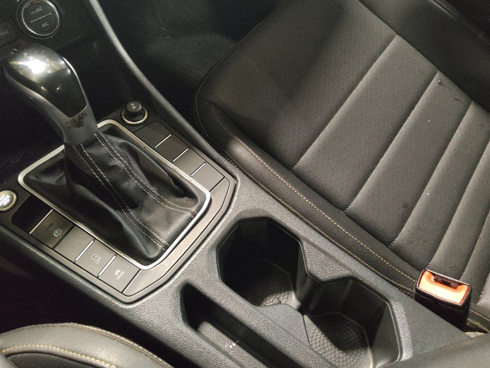 Used 2024 Volkswagen Jetta SE FWD image 26