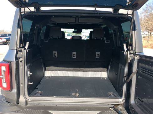 Certified 2024 Ford Bronco Badlands image 11