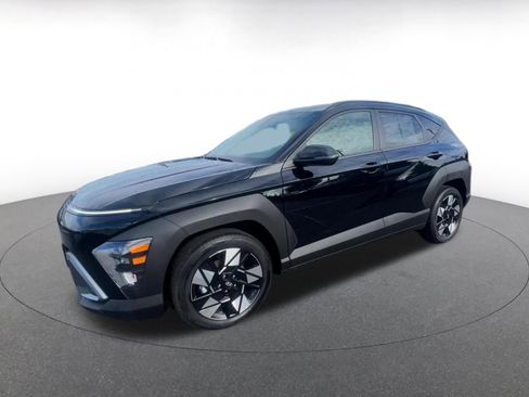 Used 2025 Hyundai Kona SEL image 8