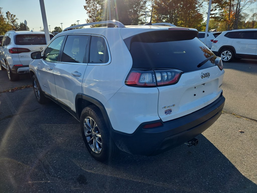 Used 2019 Jeep Cherokee Latitude Plus w/ Comfort/Convenience Group AWD/4WD image 2