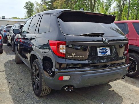 Used 2019 Honda Passport Sport image 2