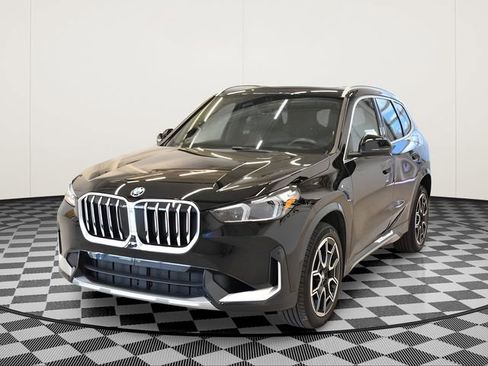 Used 2025 BMW X1 xDrive28i AWD/4WD image 9