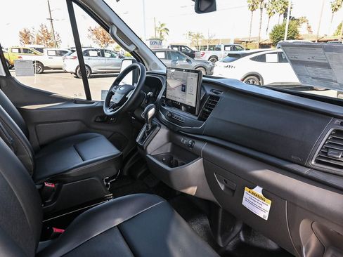 New 2026 Ford Transit 250 148 Medium Roof w/ Load Area Protection Package RWD image 17