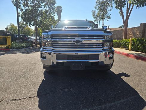 Used 2017 Chevrolet Silverado 2500 LTZ w/ Duramax Plus Package AWD/4WD image 2