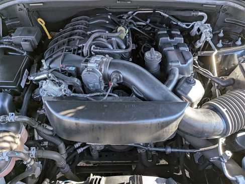 Used 2022 Dodge Durango GT image 30