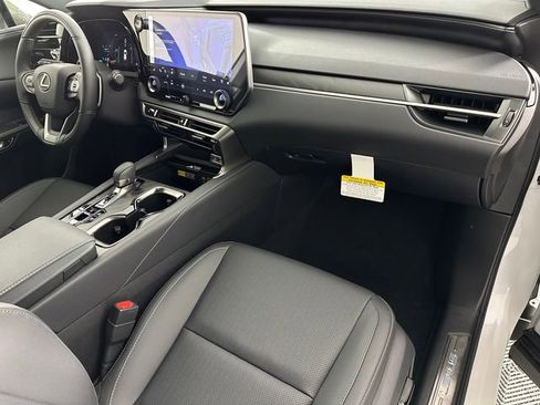 New 2026 Lexus RX 450h AWD image 19