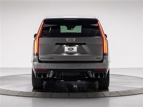 Used 2026 Cadillac Escalade V AWD/4WD image 4