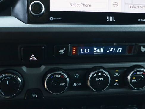 Used 2022 Toyota Tacoma TRD Pro AWD/4WD image 41