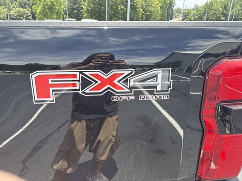 New 2026 Ford F250 Platinum AWD/4WD image 30
