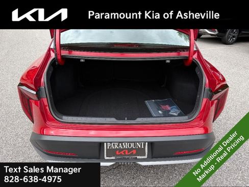 New 2025 Kia K4 LXS image 29