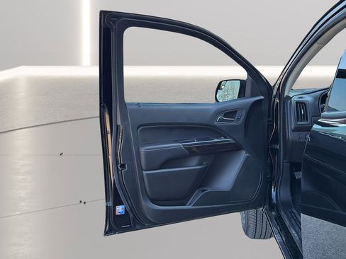 Used 2022 GMC Canyon Elevation w/ Driver Alert Package image 10