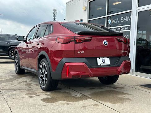 Used 2026 BMW X2 xDrive28i AWD/4WD image 7