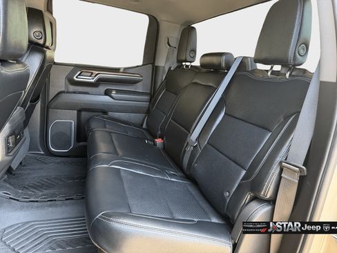 Used 2023 Chevrolet Silverado 1500 LT Trail Boss AWD/4WD image 22