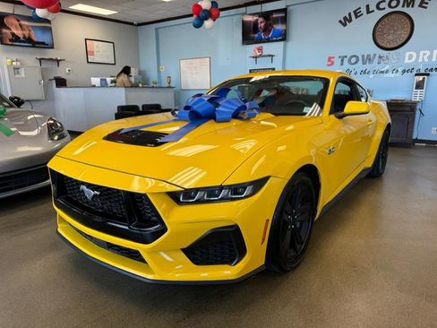 Used 2024 Ford Mustang GT image 6