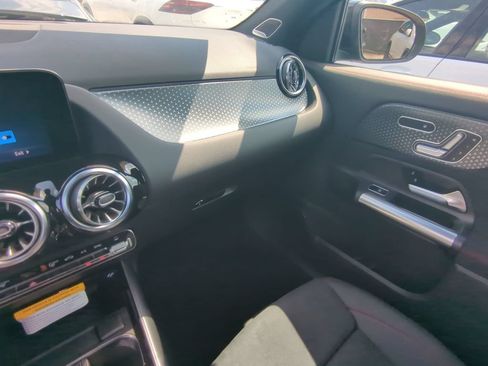 Certified 2026 Mercedes-Benz GLA 35 AMG 4MATIC image 4