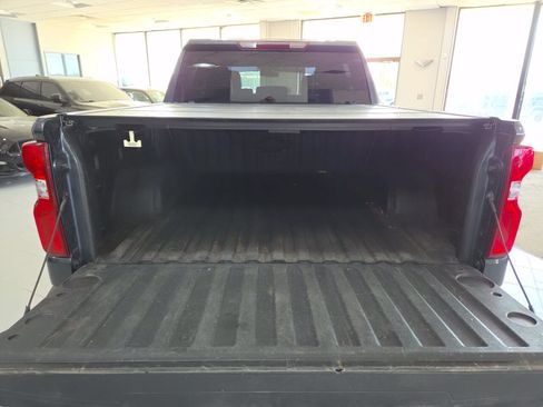 Used 2020 Chevrolet Silverado 1500 Custom Trail Boss w/ Custom Convenience Package AWD/4WD image 7