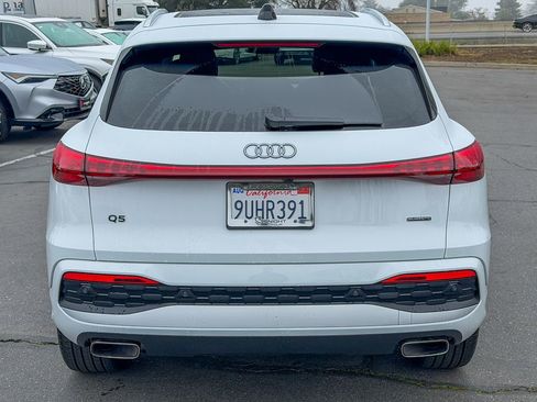 Used 2025 Audi Q5 Premium Plus w/ Premium Plus image 8
