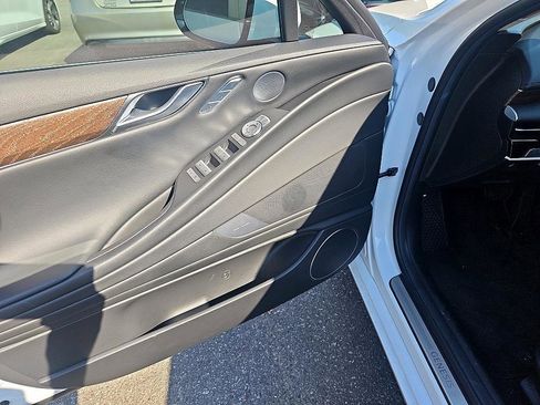 Used 2025 Genesis G80 2.5T Advanced image 10