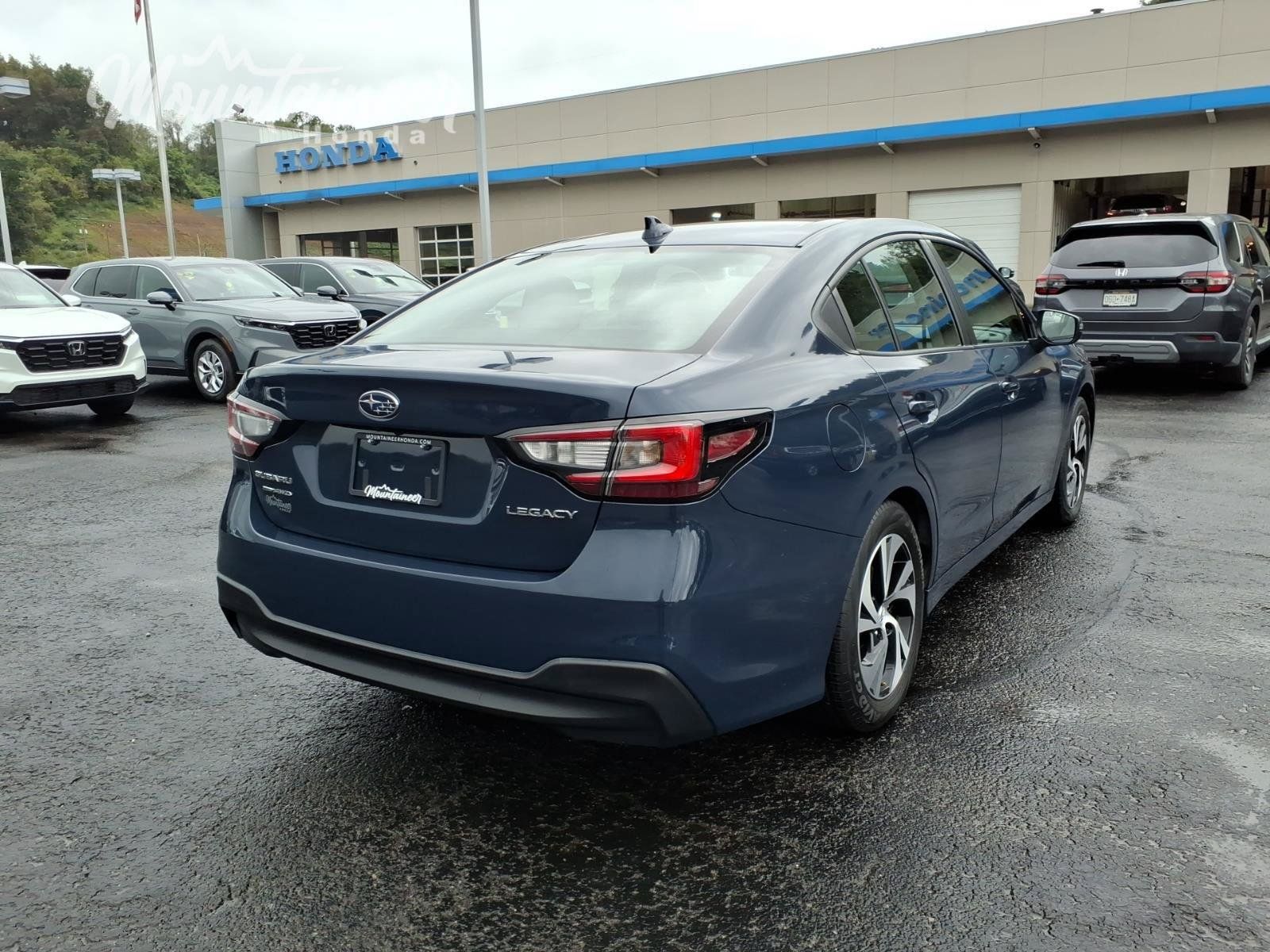 Used 2024 Subaru Legacy Premium AWD/4WD image 5