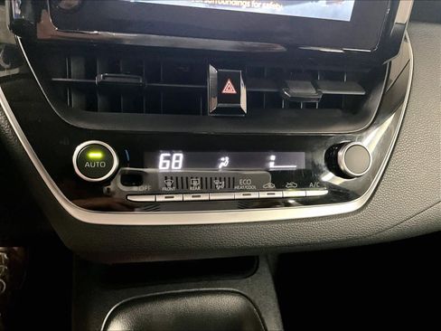 Certified 2024 Toyota Corolla LE image 25