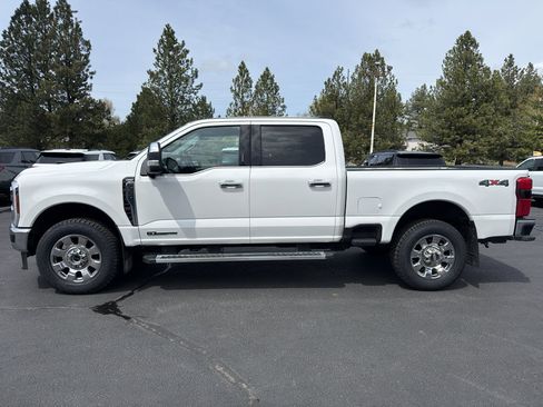 Certified 2024 Ford F350 Lariat AWD/4WD image 12