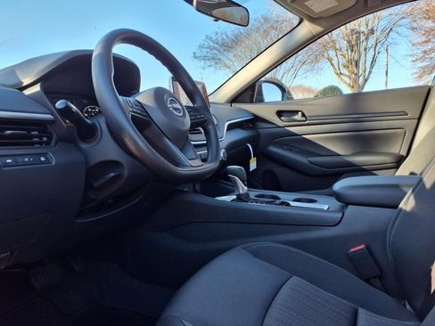 New 2025 Nissan Altima 2.5 S image 7