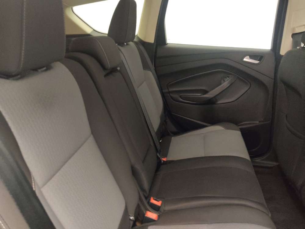 Used 2019 Ford Escape SE FWD image 19