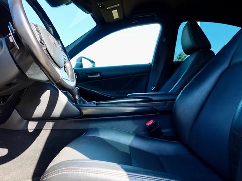 Used 2021 Lexus IS 300 w/ Accessory Package RWD image 11