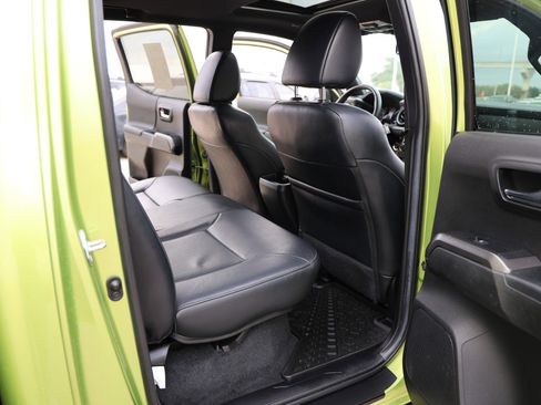 Used 2022 Toyota Tacoma TRD Pro image 40