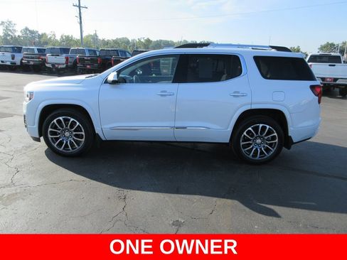 Certified 2022 GMC Acadia Denali w/ Denali Ultimate Package AWD/4WD image 11